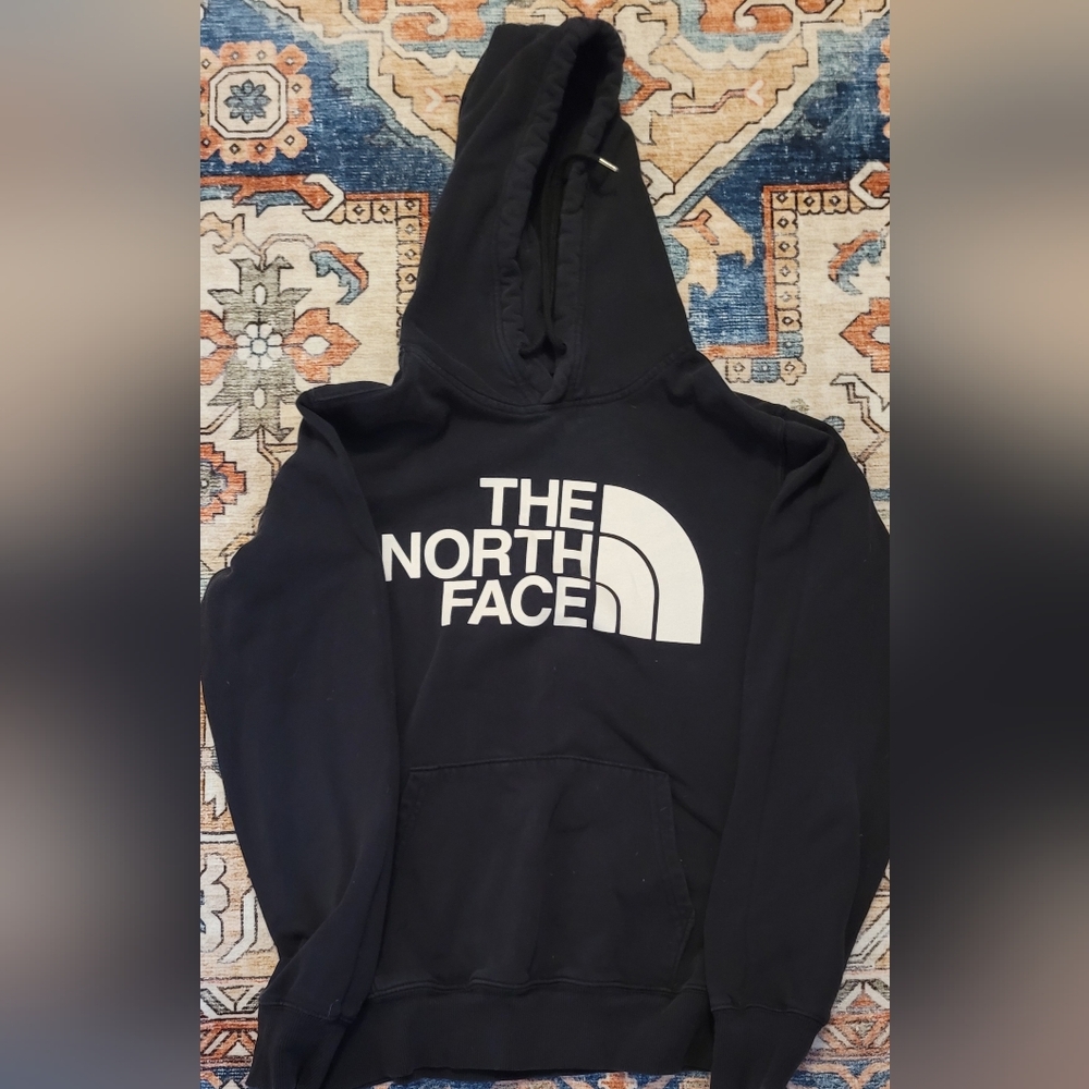 The North Face Black Logo Hoodie Men’s Small Pullover Sweatshirt